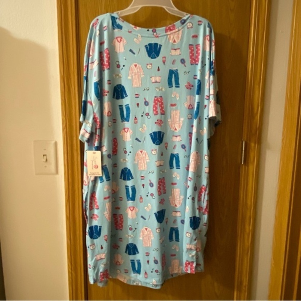 Secret Treasures Sleep-Night Shirt Women’s Size‎ L-XL Pockets Blue NEW